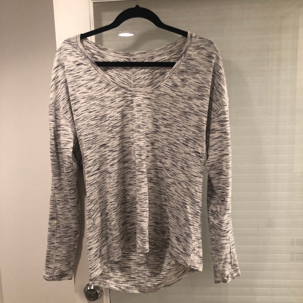 Lulu lemon scoop neck long sleeve top